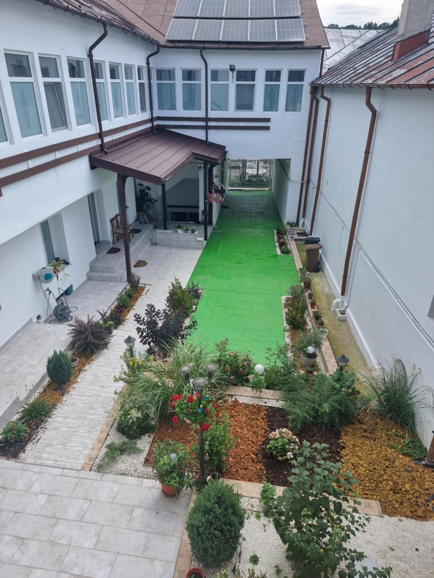 Casa Musceleana Guest house Campulung