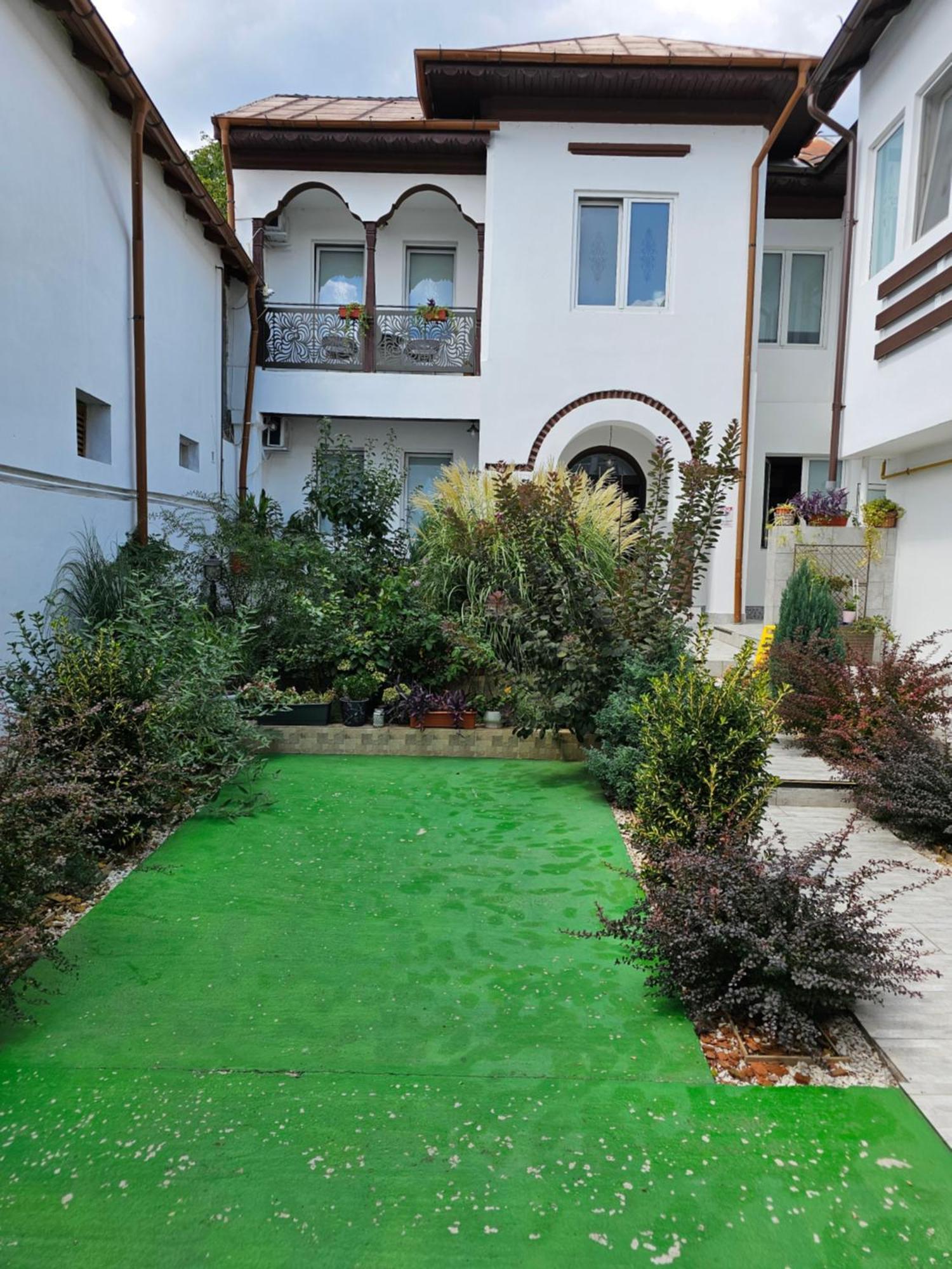 Guest house Casa Musceleana